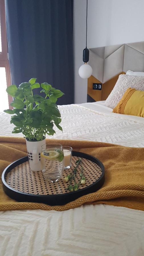 Apartament Zajezdnia Lägenhet Gdańsk Exteriör bild